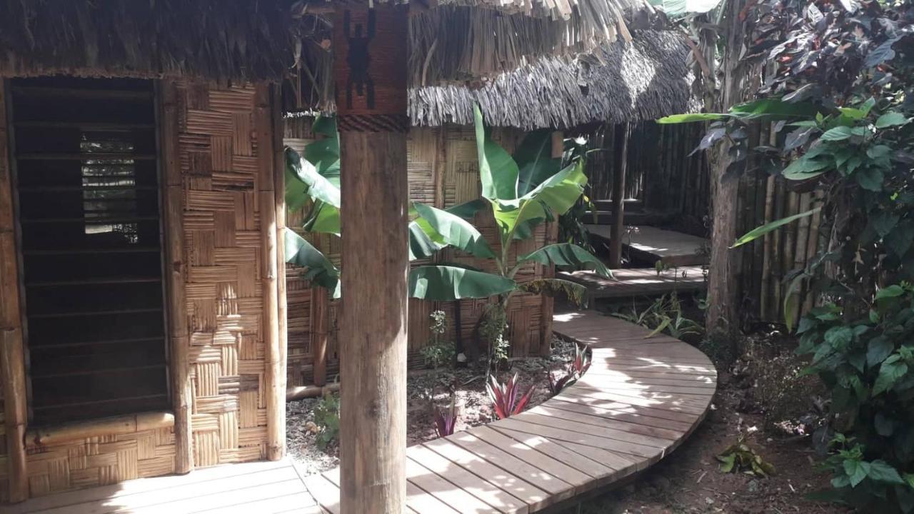 Oneta Resort Naqara Exterior foto
